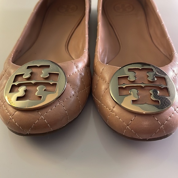 Tory Burch Quilted Leather Quinn Flats - Picture 6 of 7